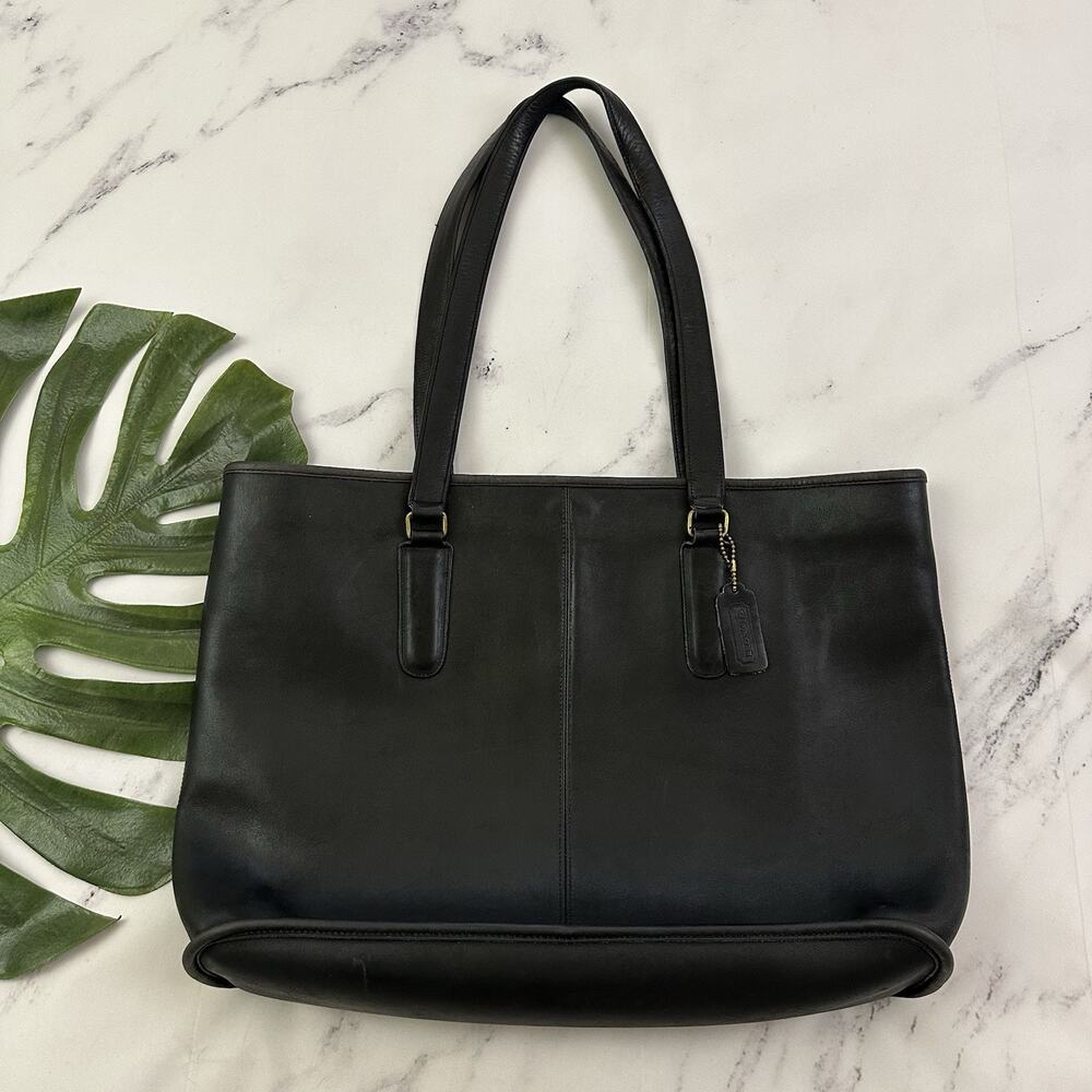 Coach Vintage Large Tote Leather Purse Bag Black 9780 Shoulder Straps Square